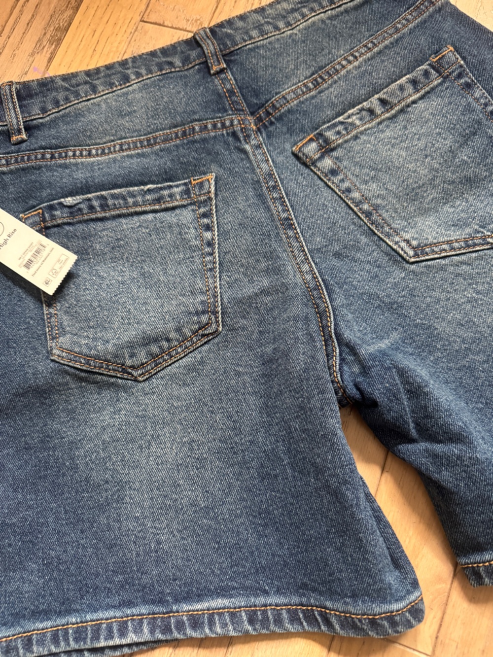 NWT high rise denim shorts size 00 or XS - Picture 6 of 7